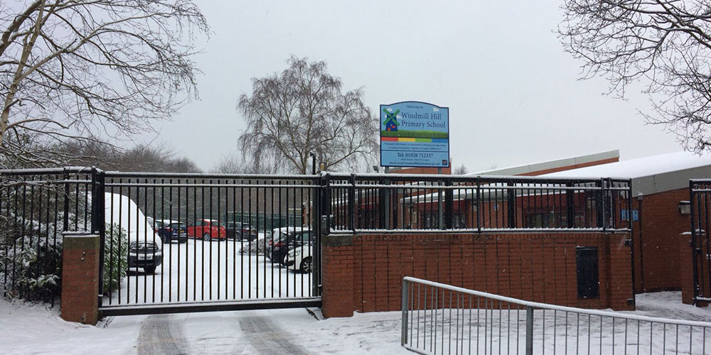 winter-windmill-hill-school-in-2018